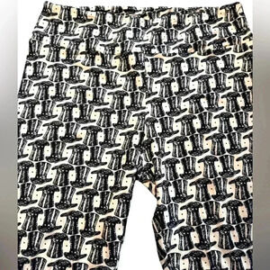 Lularoe TC cream&black top hat leggings. OG designer Patrick quality& fit. NWT